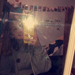 Meet your Posher, Alyssa